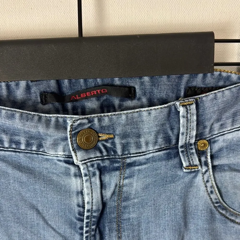 Alberto gently used